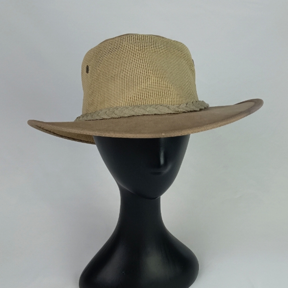 Red Rock Vintage Mens Hat.